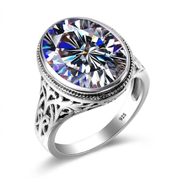 Jewelry - Sterling Silver Vintage-Style Statement Ring